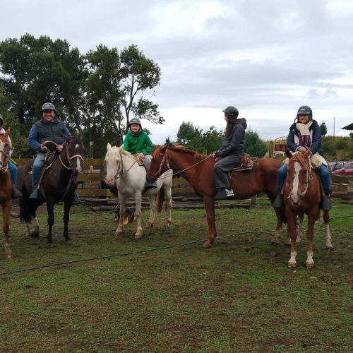 CABALGATA EN LAGO RANCO